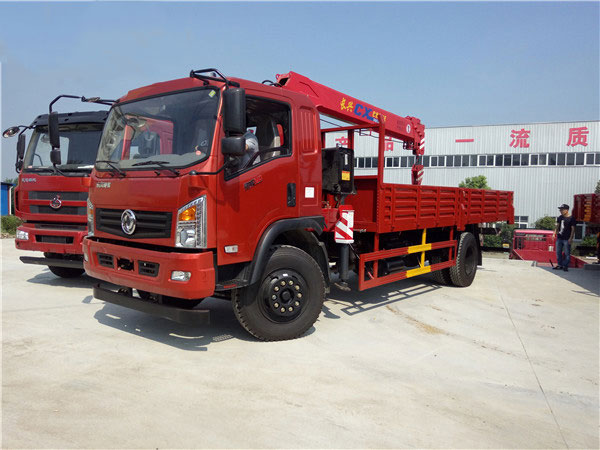 長(zhǎng)興6.3噸東風(fēng)隨車(chē)吊