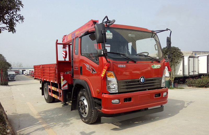 長(zhǎng)興6.3噸重汽王牌隨車(chē)吊