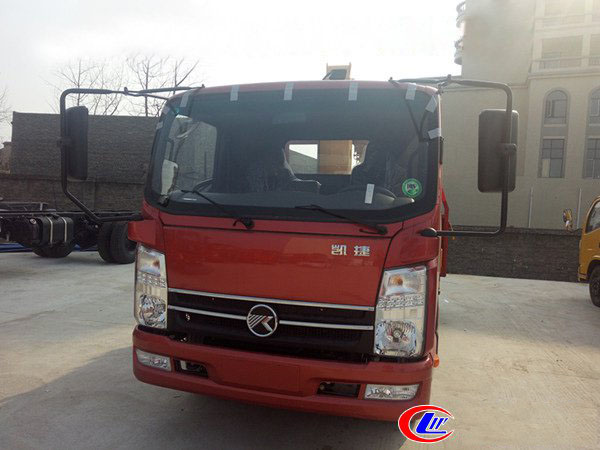 藍(lán)牌長(zhǎng)興3.5噸凱馬隨車(chē)吊